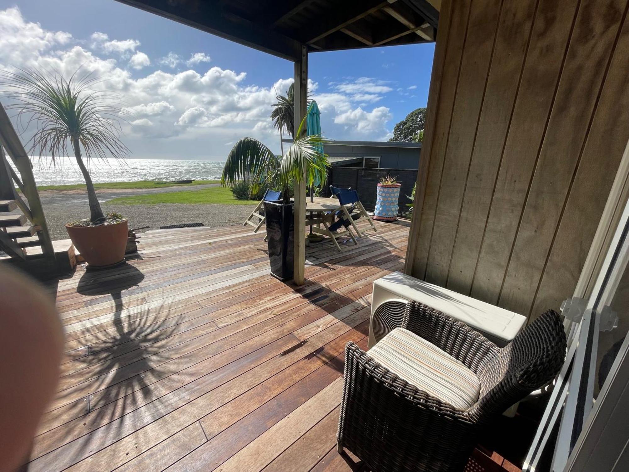 Driftwood Lodge Beachfront, Cable Bay, Northland Coopers Beach Exterior foto